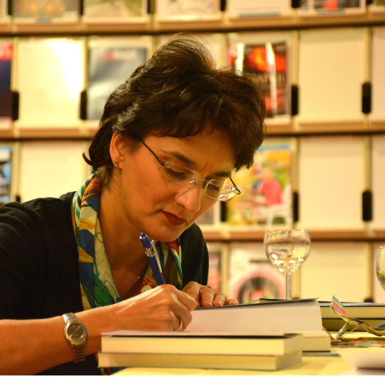 Nicoleta Beraru. Scriitor între două lumi